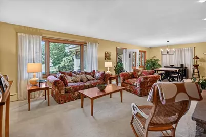11 Fuller Drive, Madison, WI 53704 - Photo 4