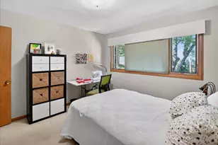 11 Fuller Dr, Madison, WI 53704 - Photo 34