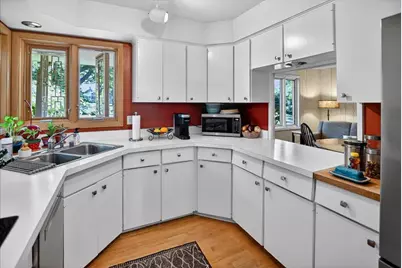 11 Fuller Drive, Madison, WI 53704 - Photo 14
