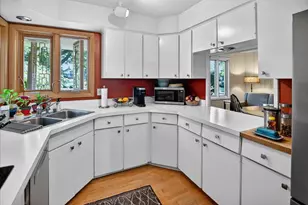 11 Fuller Dr, Madison, WI 53704 - Photo 14