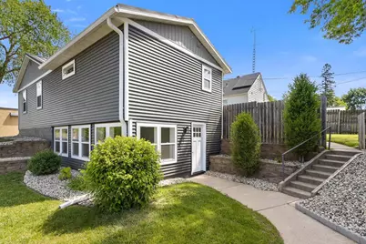 432 W Marion Street, Portage, WI 53901 - Photo 4
