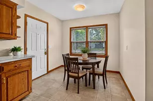 7204 University Ave, Middleton, WI 53562 - Photo 18