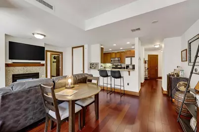 333 W Mifflin Street #2120, Madison, WI 53703 - Photo 8