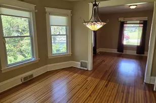 1724 Parmenter St, Middleton, WI 53562 - Photo 8