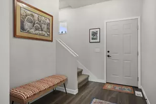 5344 Magdalene Ct, Middleton, WI 53562 - Photo 2