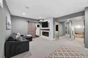 524 N Sherman Ave, Madison, WI 53704 - Photo 40