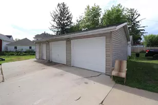 612 Yuba St, Janesville, WI 53545 - Photo 12