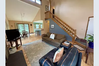 2809 Maple View Drive, Madison, WI 53719 - Photo 6