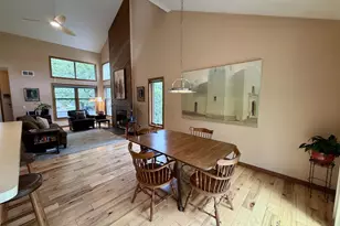 2809 Maple View Dr, Madison, WI 53719 - Photo 10