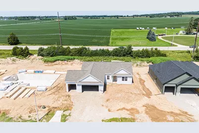 1948 Sequoia Drive, Janesville, WI 53545 - Photo 4
