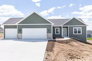 1948 Sequoia Dr, Janesville, WI 53545 - Photo 1