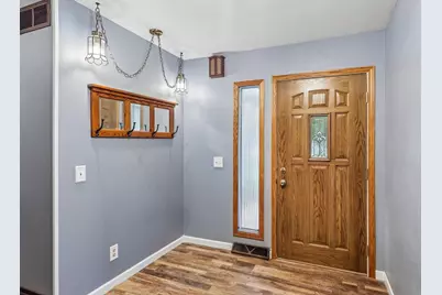 4833 Windsor Prairie Road, Waunakee, WI 53532 - Photo 4