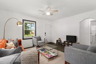 2933 Sachs St, Madison, WI 53704 - Photo 6