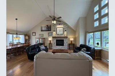 2 Sebring Court, Madison, WI 53719 - Photo 4