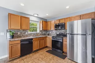 5021 Camden Rd, Madison, WI 53716 - Photo 4