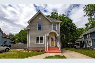 816 Bluff Street, Beloit, WI 53511 - Photo 4