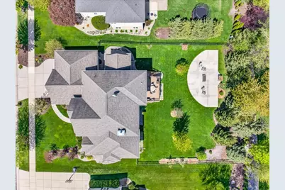 1736 Alysen Lane, Waunakee, WI 53597 - Photo 6