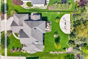 1736 Alysen Ln, Waunakee, WI 53597 - Photo 6