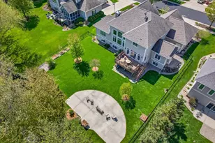 1736 Alysen Ln, Waunakee, WI 53597 - Photo 2