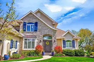 1736 Alysen Ln, Waunakee, WI 53597 - Photo 4