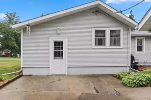 802 E 7th Ave, Brodhead, WI 53520 - Photo 6