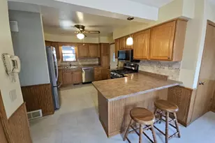 7240 Maywood Ave, Middleton, WI 53562 - Photo 12