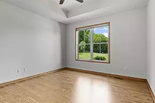 8221 Highview Dr, Madison, WI 53719 - Photo 34