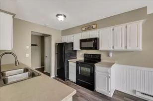 1617 McKenna Blvd, Madison, WI 53711 - Photo 8