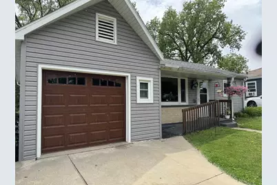 226 Winnebago Avenue, Portage, WI 53901 - Photo 2