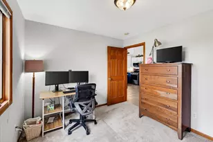 209 W Gonstead Rd, Mount Horeb, WI 53572 - Photo 20