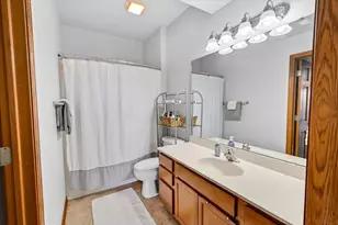 209 W Gonstead Rd, Mount Horeb, WI 53572 - Photo 28
