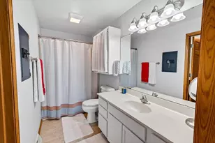 209 W Gonstead Rd, Mount Horeb, WI 53572 - Photo 18