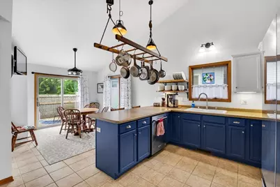 209 W Gonstead Road, Mount Horeb, WI 53572 - Photo 8