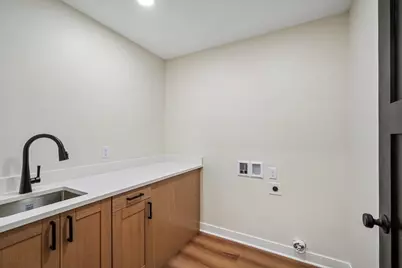 313 Front Street, Watertown, WI 53094 - Photo 6
