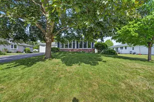 609 Washington St, Ripon, WI 54971 - Photo 1