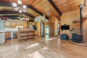 3068 Timber Ln, Verona, WI 53593 - Photo 10