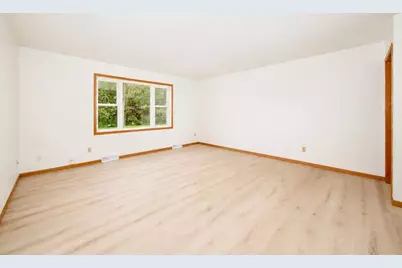 5753-5755 Lacy Road, Fitchburg, WI 53711 - Photo 14