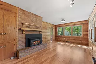 215 8th St, Reedsburg, WI 53959 - Photo 16