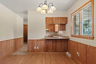 215 8th St, Reedsburg, WI 53959 - Photo 8