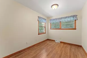 215 8th St, Reedsburg, WI 53959 - Photo 24