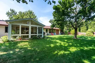 1025 Chapin Ln, Stoughton, WI 53589 - Photo 8