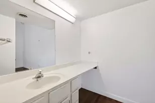 545 D'onofrio Dr, Madison, WI 53719 - Photo 20