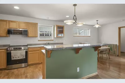 1565 Okeeffe Avenue, Sun Prairie, WI 53590 - Photo 16