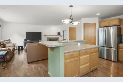 1565 Okeeffe Avenue, Sun Prairie, WI 53590 - Photo 14