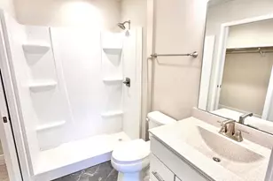 317 Orchid Ave, Stoughton, WI 53589 - Photo 16
