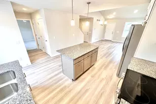 317 Orchid Ave, Stoughton, WI 53589 - Photo 10