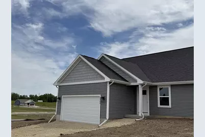 309 Orchid Avenue, Stoughton, WI 53589 - Photo 2