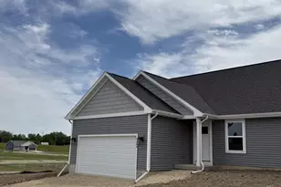 309 Orchid Ave, Stoughton, WI 53589 - Photo 2