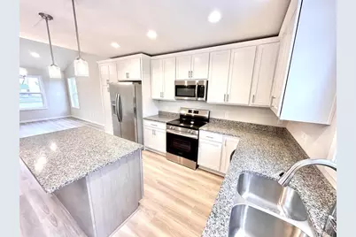 309 Orchid Avenue, Stoughton, WI 53589 - Photo 6