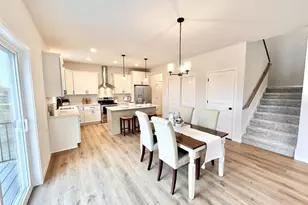 1117 Nordland Dr, Stoughton, WI 53589 - Photo 10
